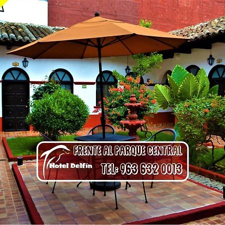 Hotel Delfin Comitan エクステリア 写真