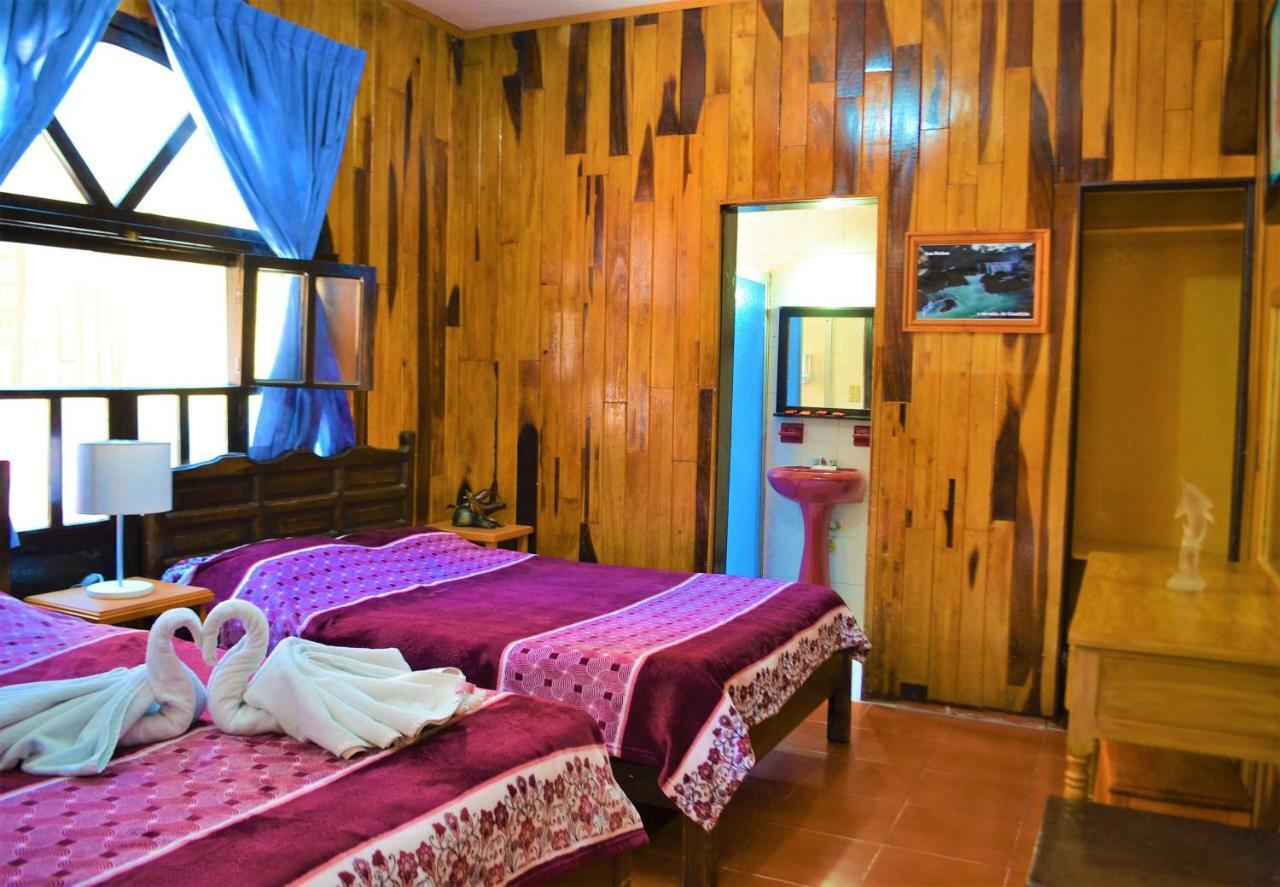 Hotel Delfin Comitan エクステリア 写真